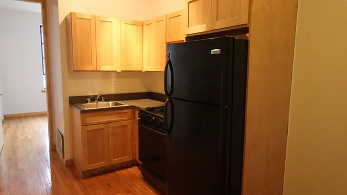 Rented by Nooklyn NYC LLC | media 44