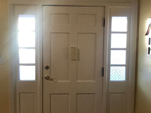 3rd image of 788 Lexington Pike