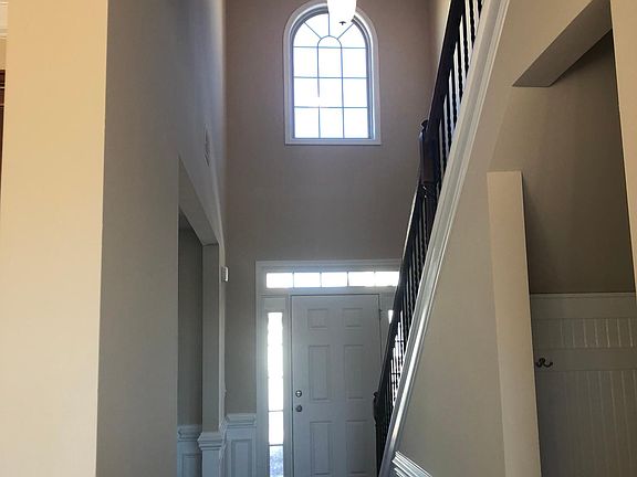 2nd image of 104 Crowned Eagle Dr
