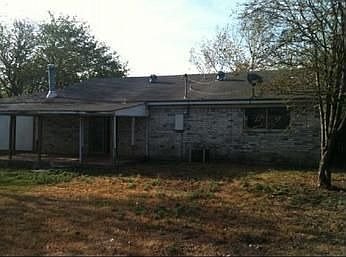 2nd image of 115 Lorie St