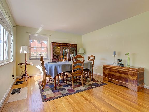 2nd image of 8260 Royal Heights Dr