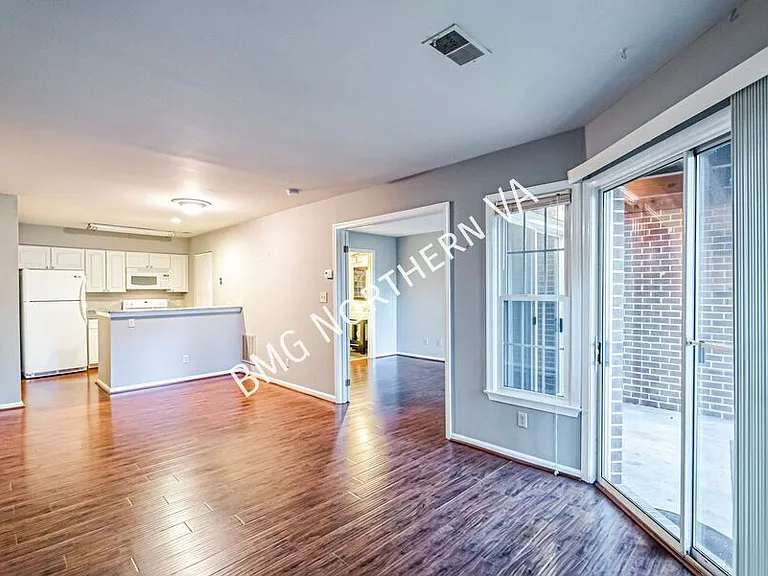 11114 Beaver Trail Ct — Photo 4