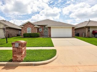 19800 Adagio Ln, Edmond, OK 73012