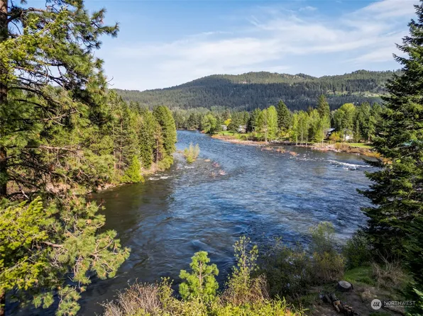 8721 Icicle Road, Leavenworth, WA 98826