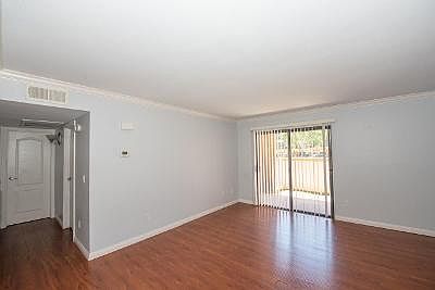 4th image of 12007 Alta Carmel Ct Unit 336