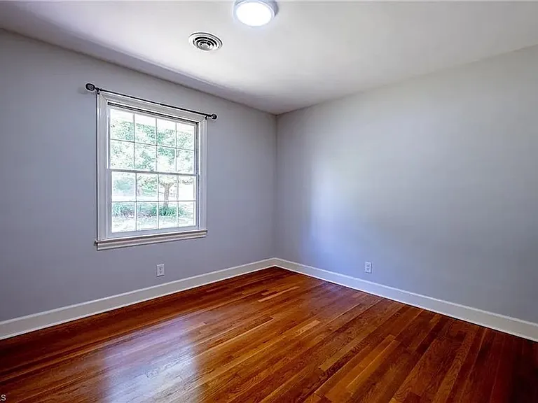 3230 Kinnamon Rd — Photo 22