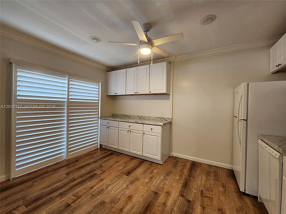 5th image of 320 New York St #1W
