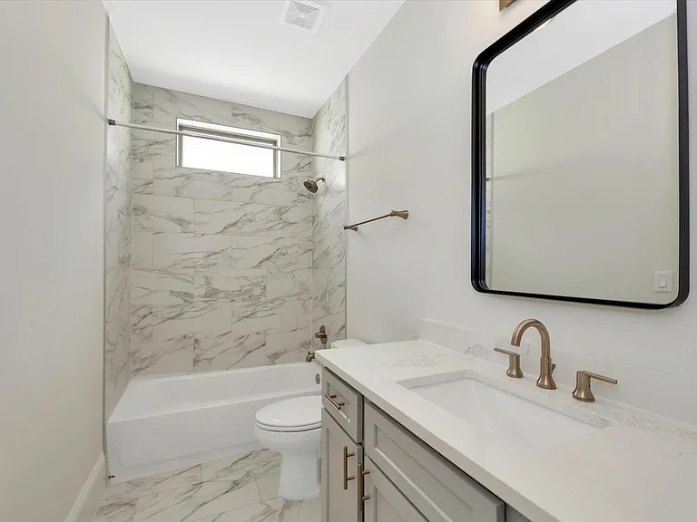 540 W 26th St #A — Photo 42