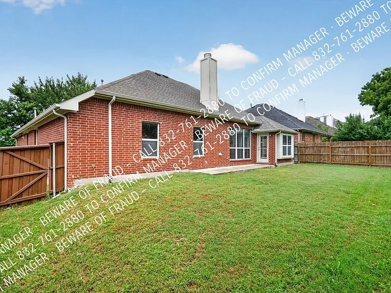12079 Kingsville Dr — Photo 26