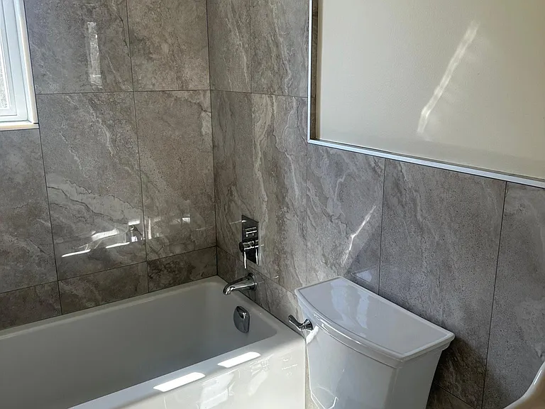 100 W Hickory Grove Rd #F8 — Photo 23