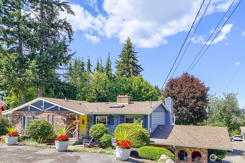 2nd image of 6332 NE 196th Street