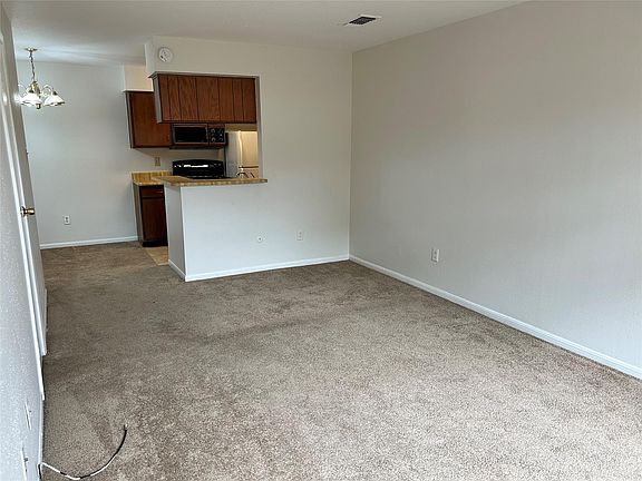 5th image of 8801 Hammerly Blvd APT 1909
