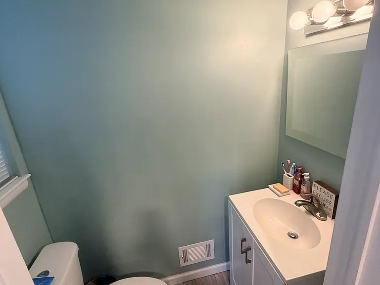 22 Barker Rd — Photo 8