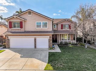 33643 Honeysuckle Ln, Murrieta, CA 92563