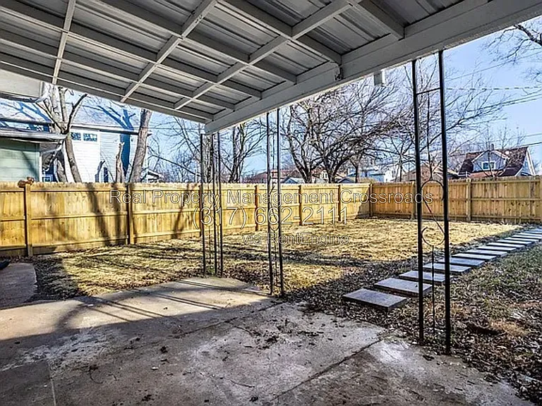 849 N Oakland Ave — Photo 38