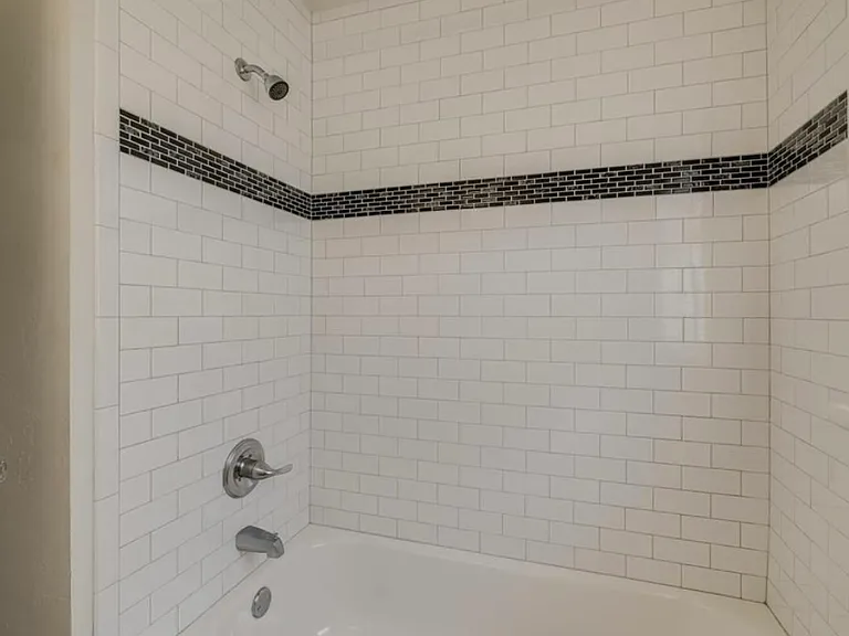 913 East Dr #913 — Photo 4
