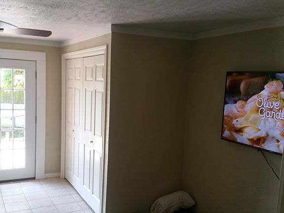 3rd image of 5645 Kohler St