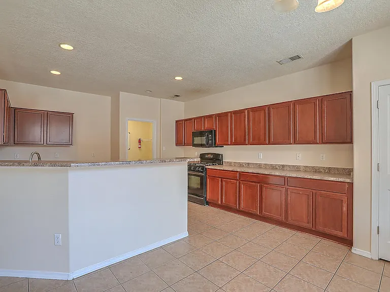 10815 Golinda Rd SW — Photo 9