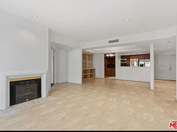 4th image of 11690 Montana Ave #1003