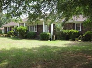 121 Albertson Dr, Easley, SC 29642
