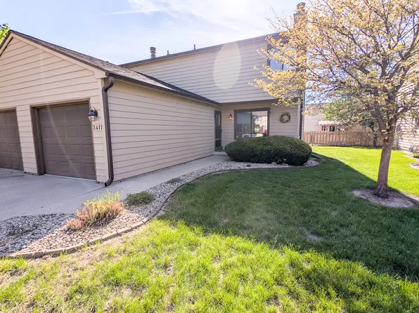 2417 Morrissey Park Dr, Champaign, IL 61821