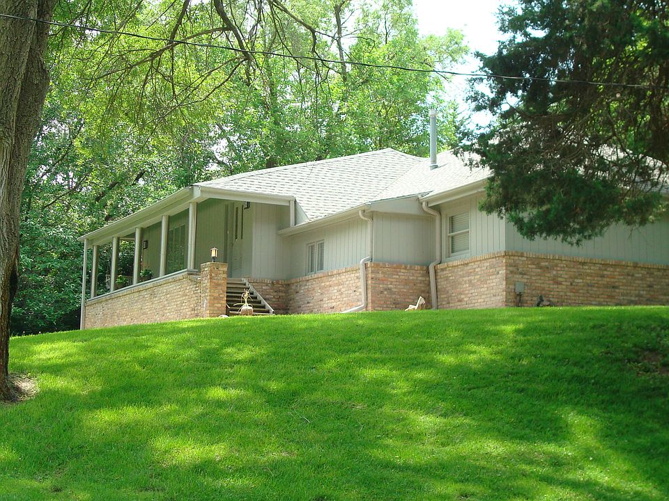 1st image of 20888 Hillsboro Ln