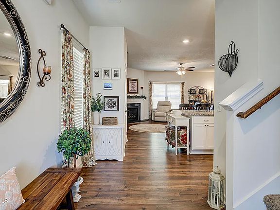 4th image of 194 Wanderlust Ct