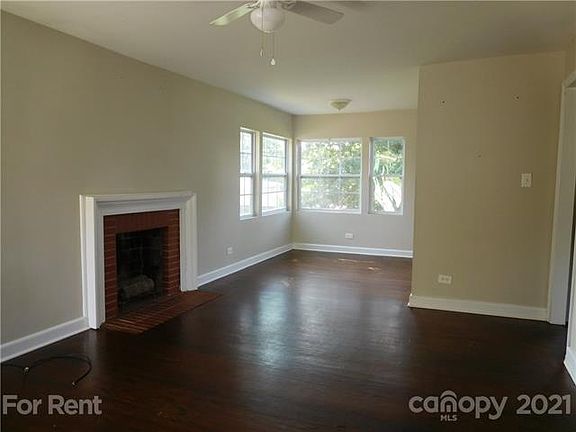 4th image of 1117 E Park Dr