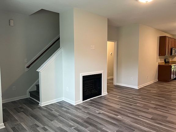 5th image of 415 Aversboro Rd