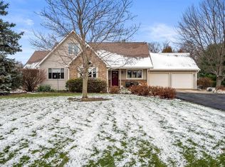 10000 W Gallagher Way, Yorktown, IN 47396