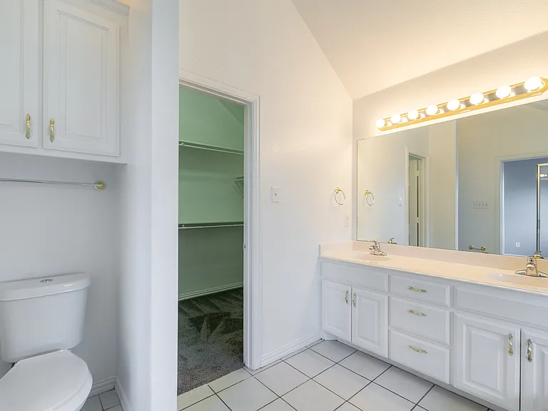 5813 Blackmon Ct — Photo 10