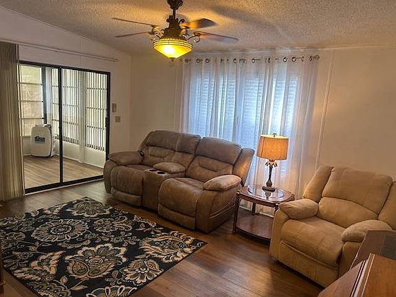 3rd image of 11635 Imperial Oaks Blvd