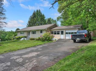 725 Cortez Rd, Jefferson Township, PA 18436