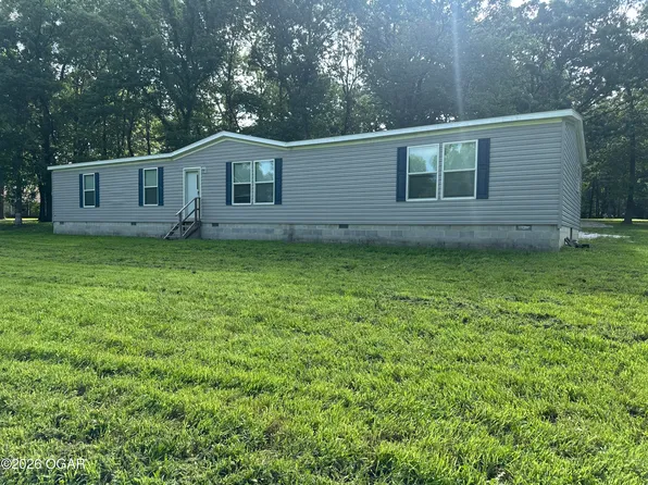 11884 Destination Ln, Carthage, MO 64836