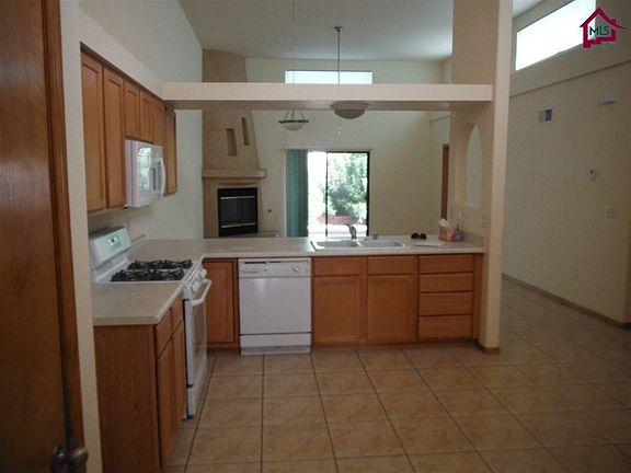 5th image of 2292 Stone Pine Dr #8