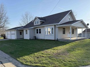 5848 Maple Rd, Holy Cross, IA 52053
