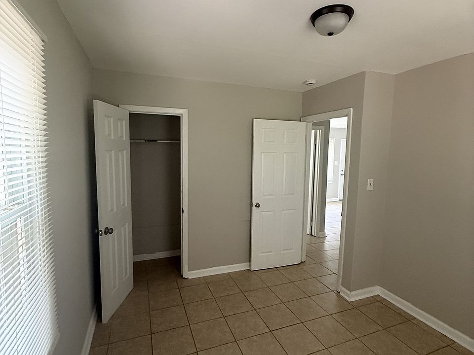 1st image of 213 Johns Rd