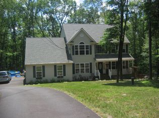 3 Frog Pond Rd, Columbia, NJ 07832
