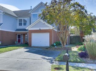 2449 Dillingham Rd, Virginia Beach, VA 23456