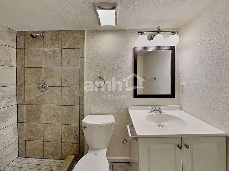 1088 Oriole Cir — Photo 23