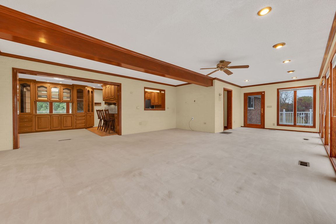 next background image