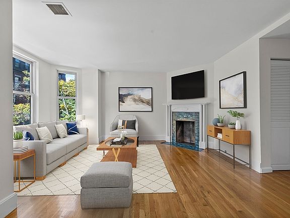 5th image of 199 Marlborough St APT 203