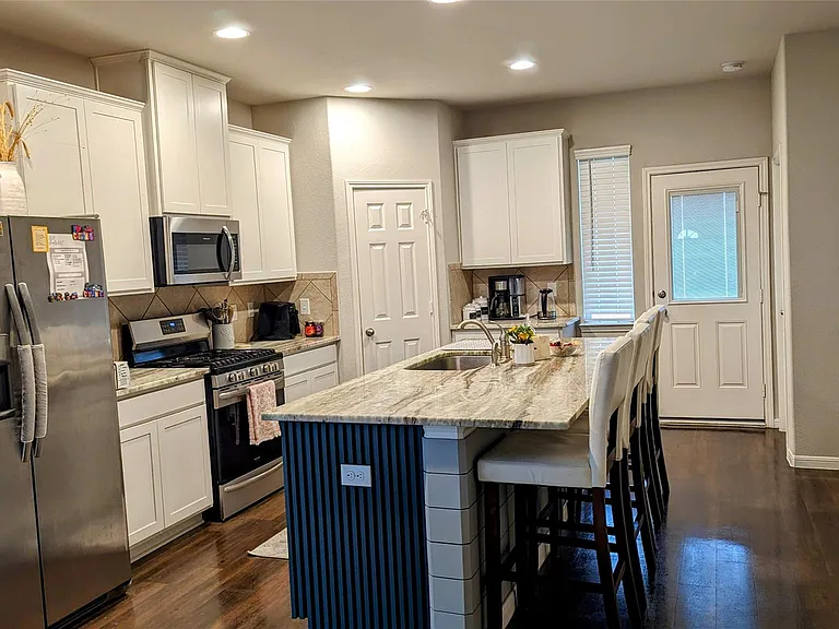2125 Windy Grove Dr — Photo 5