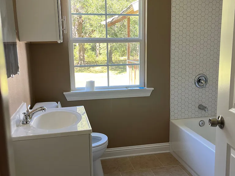 238 Twin Oaks Rd — Photo 9