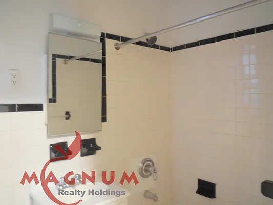 Rented by Magnum Realty Holdings, LLC | media 12