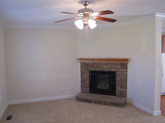 3rd image of 381 Clear Branch Dr