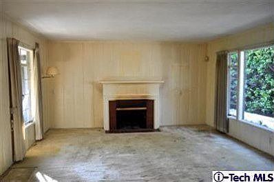 4th image of 2945 Gertrude Ave