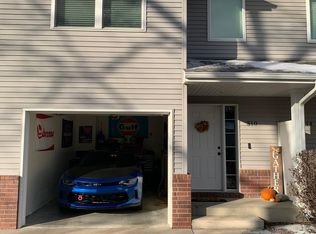 310 Willow Wind Pl, Iowa City, IA 52246