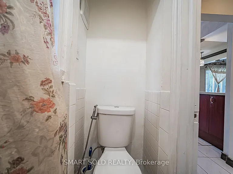 5 Horseley Hill Dr E — Photo 19