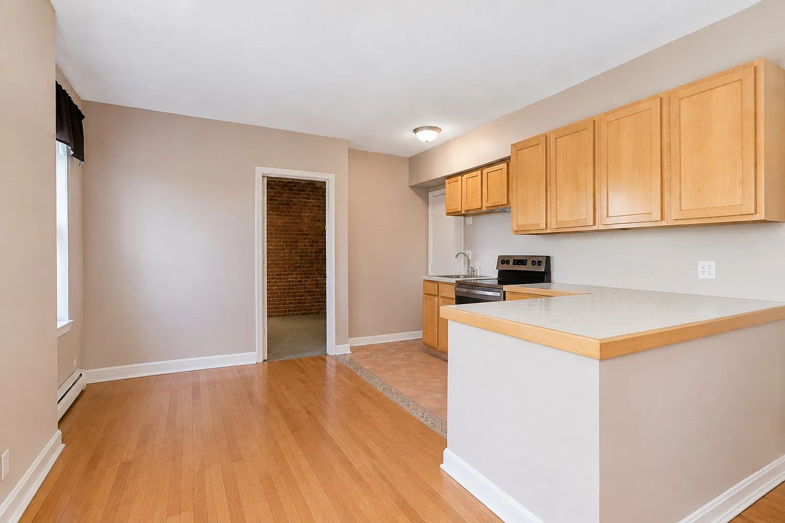 1 bed, 1.0 bath, 528 sqft, $2,600 — Photo 4